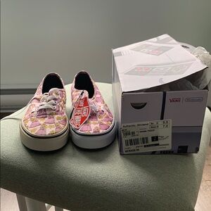 Rare Vans special edition Peach Mario Bross